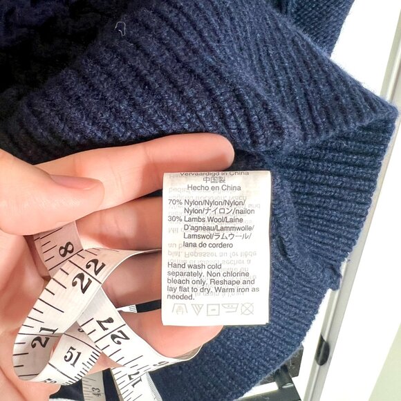 J. Crew Navy Blue Popcorn Cable Knit Crew Neck Sweater Lamb's Wool Blend Size M - Picture 4 of 6